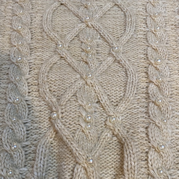 Womens she + sky sweater large with pearl accents cropped sits at the waist - Picture 2 of 7